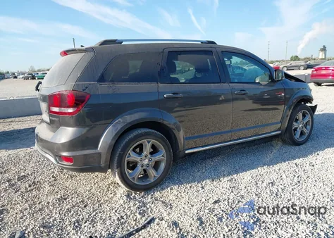 2016 Dodge Journey Crossroad Plus z USA, uszkodzony, nr VIN 3C4PDCGBXGT158256